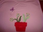 Camiseta - Flores no vaso